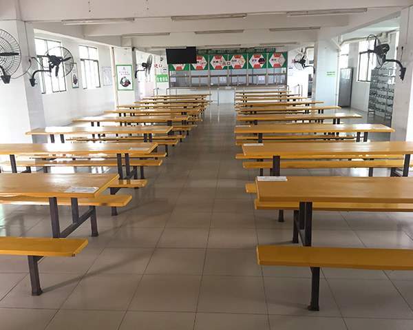工厂饭堂