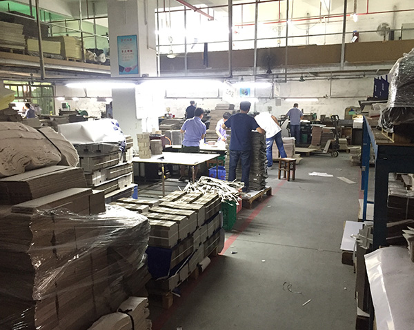 纸板开料车间